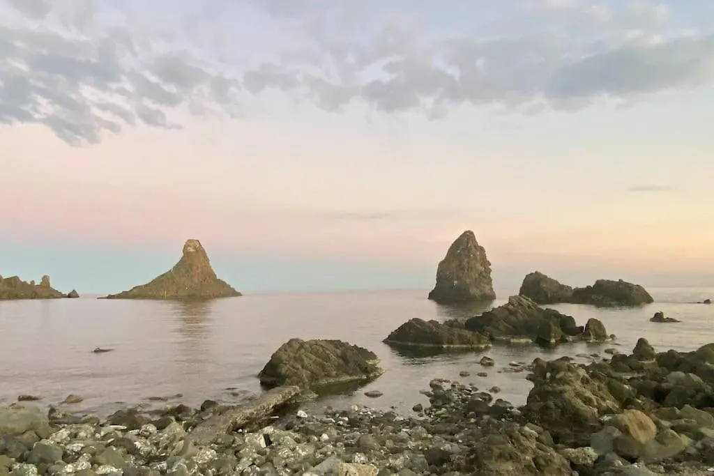 Sebastian'S Elegant Apartment Aci Castello